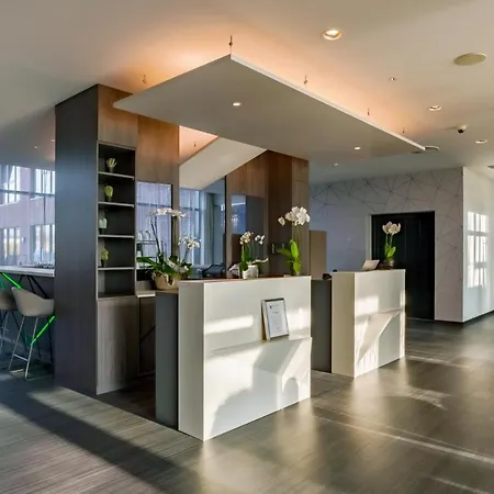 Elaya ホテル ケーヴェラアー